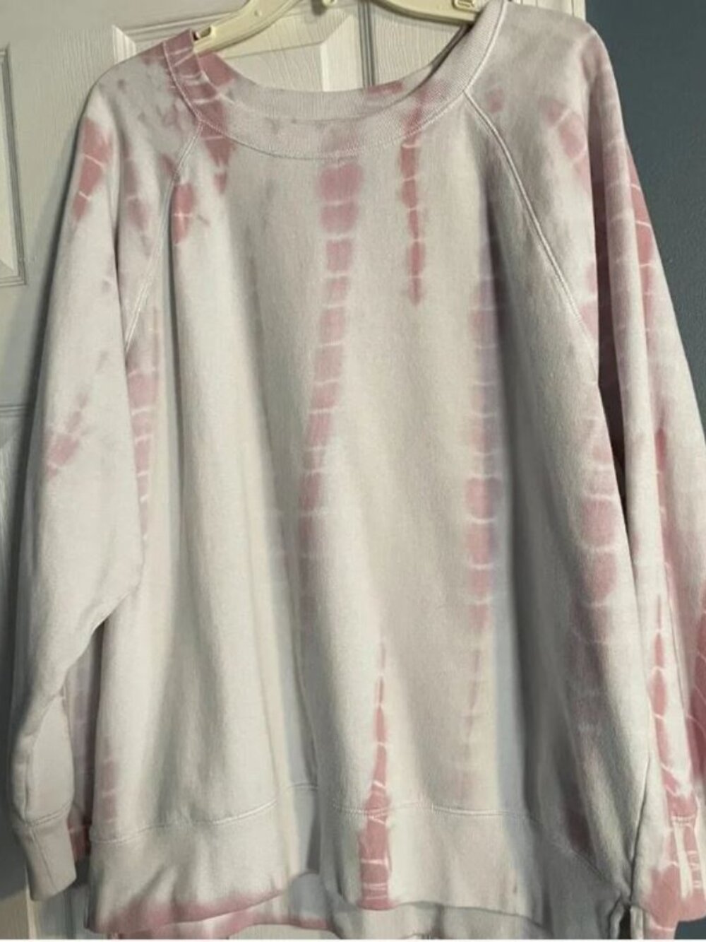 PINK Victorias Secret Oversized Sweatshirt Small